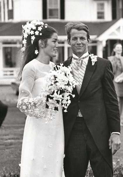 Vintage photo of a bride and groom