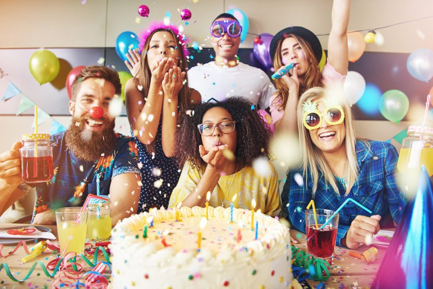 15 Fun Things to Do on Your Birthday, Plus Invitation Inspiration