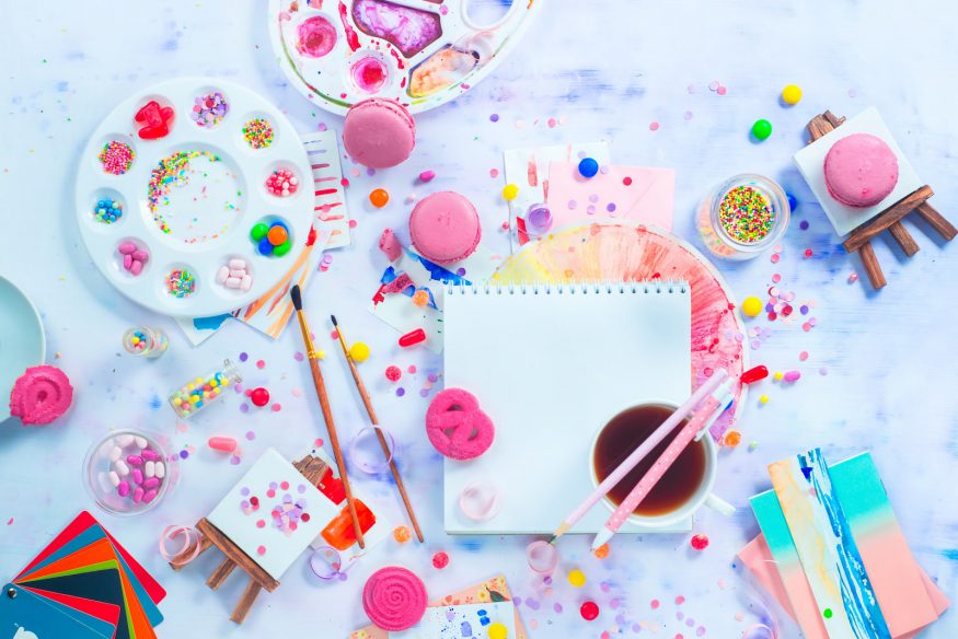 Party planning: art supplies for a themed party