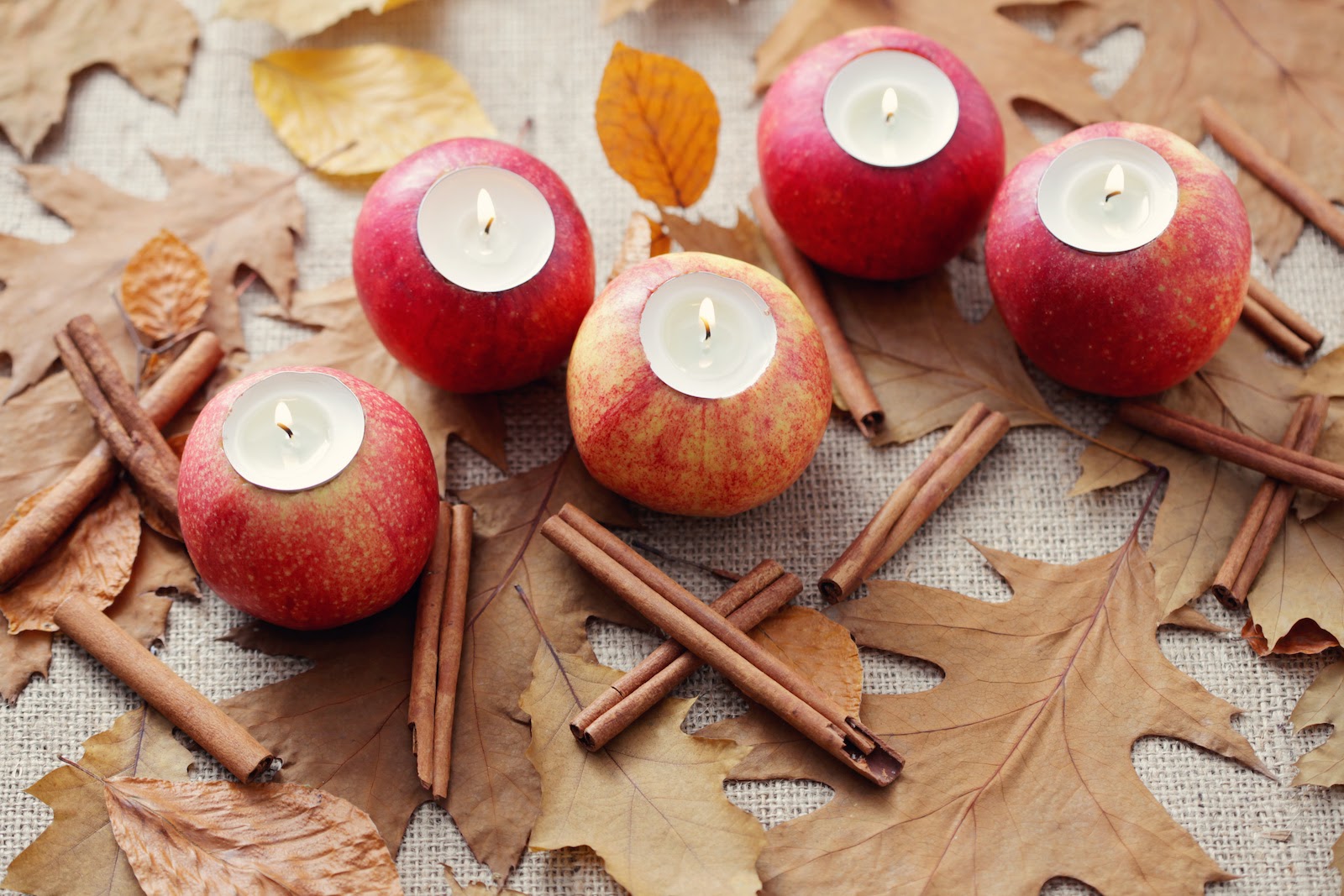 Thanksgiving decoration ideas for fruit candle holders.