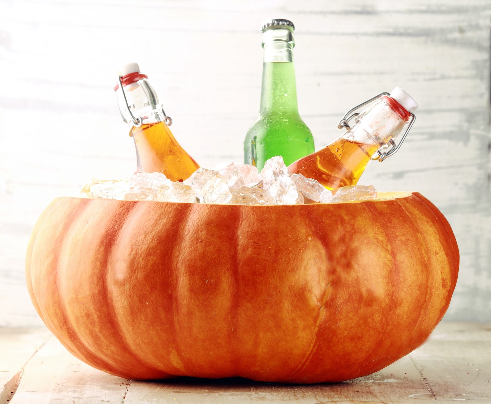 Thanksgiving decoration ideas for drink holders and ice buckets.