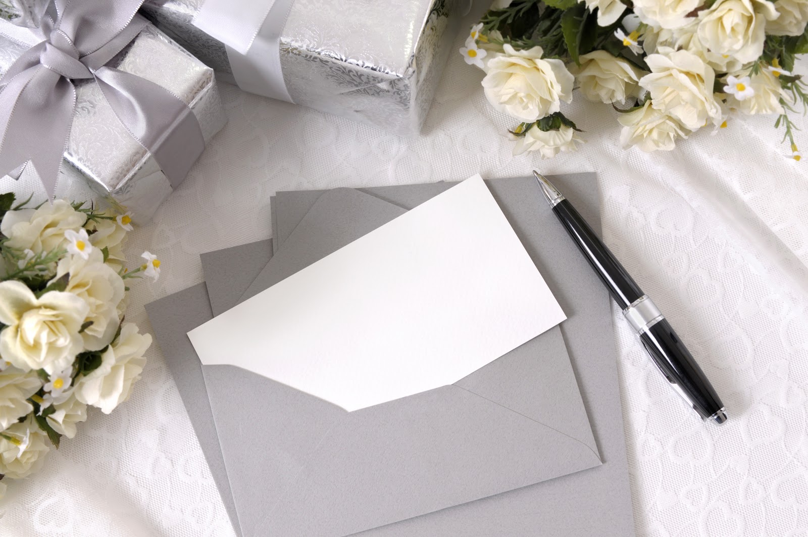 What to Write in a Wedding Card: 113 Ways to Congratulate Newly Weds | FTD