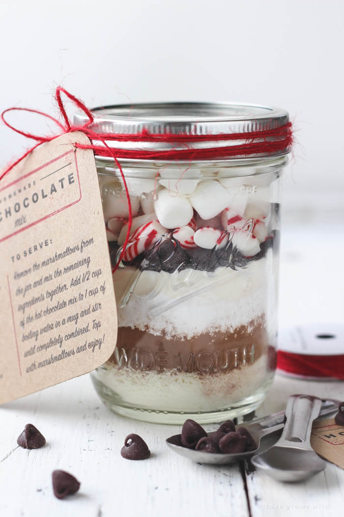 Creative Holiday Party Favors Your Guests Will Love