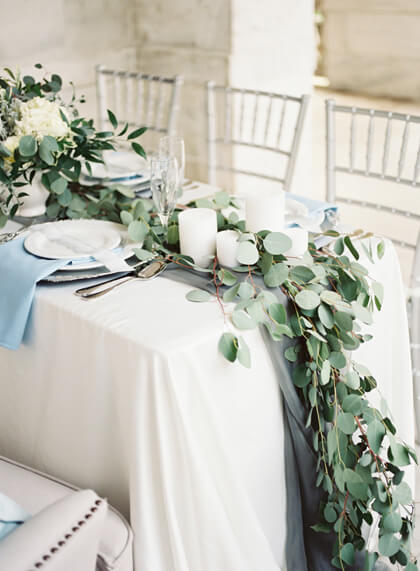 How to Make DIY Easy Table Runners for Your Next Party
