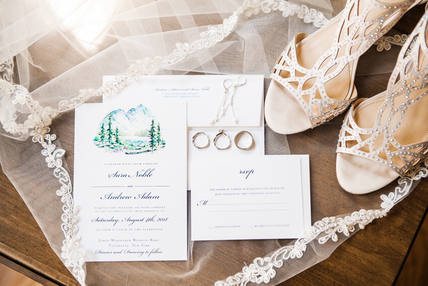 A Stunning New York Wedding with Woodland-Inspired Details