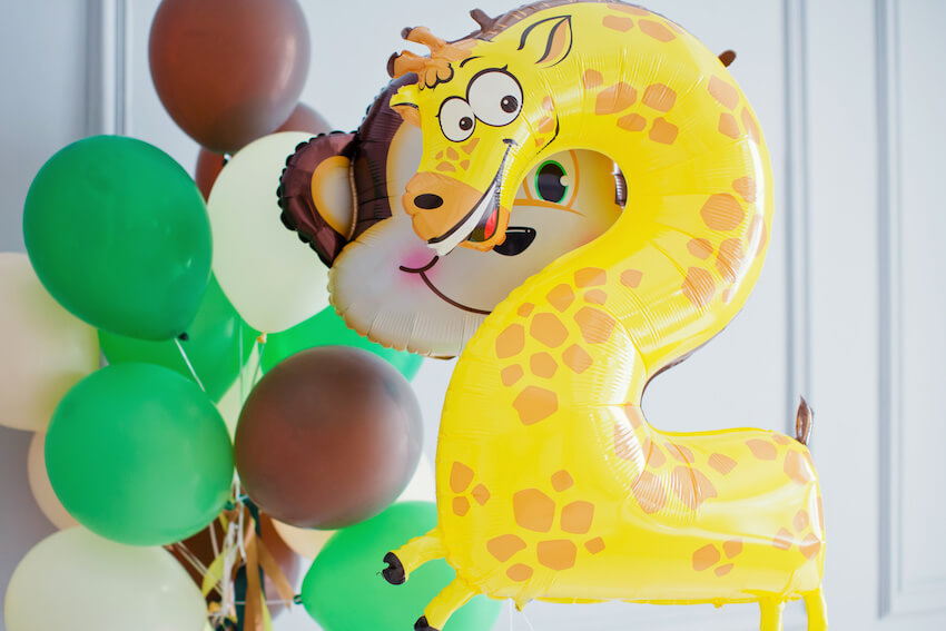 Two wild birthday: animal balloons