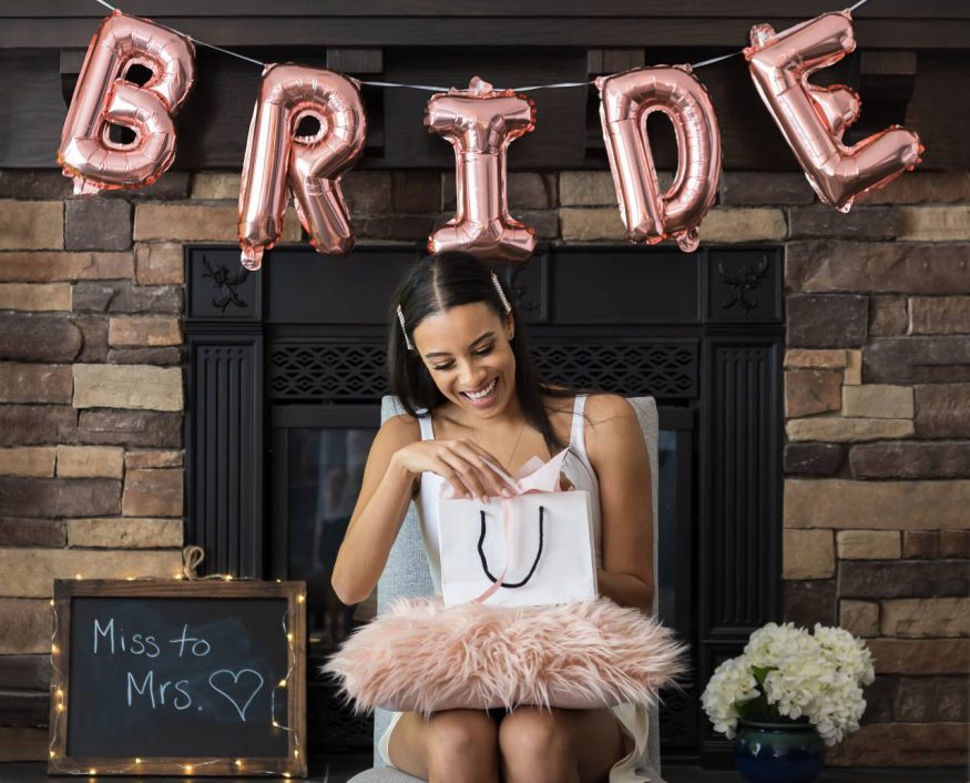 How to Write the Perfect Bridal Shower Card Message