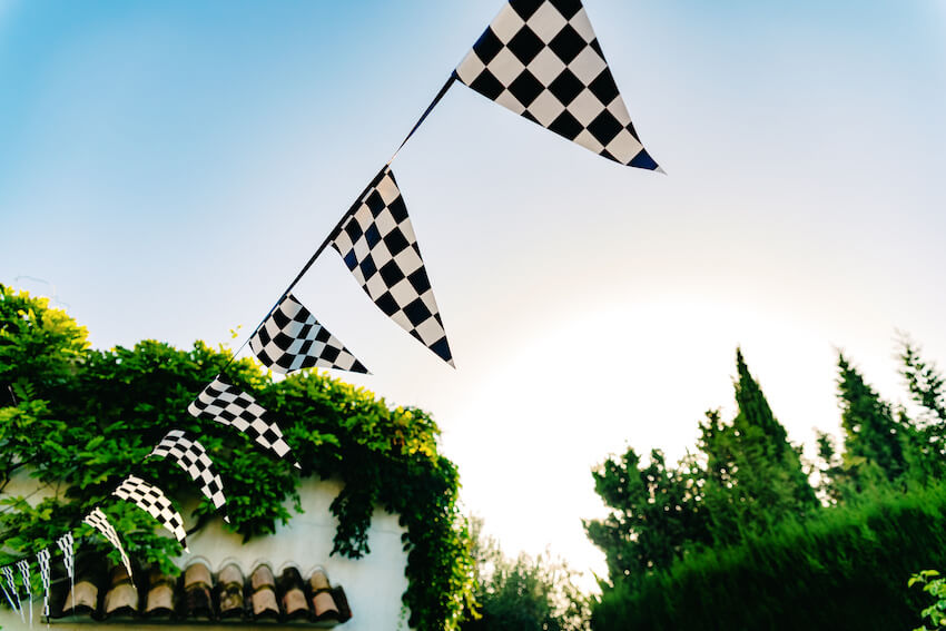 Two fast birthday: checkered flag decoration