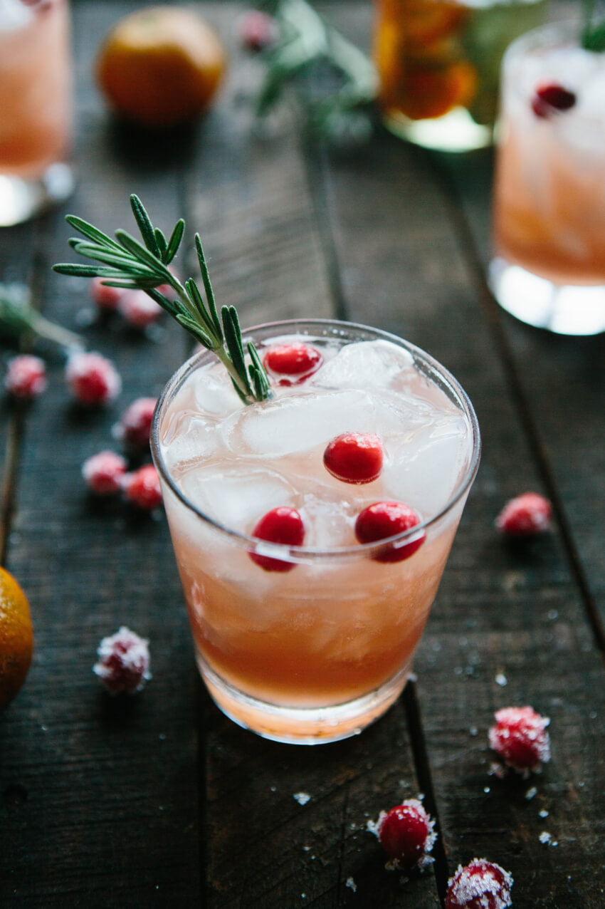 easy holiday cocktail recipe
