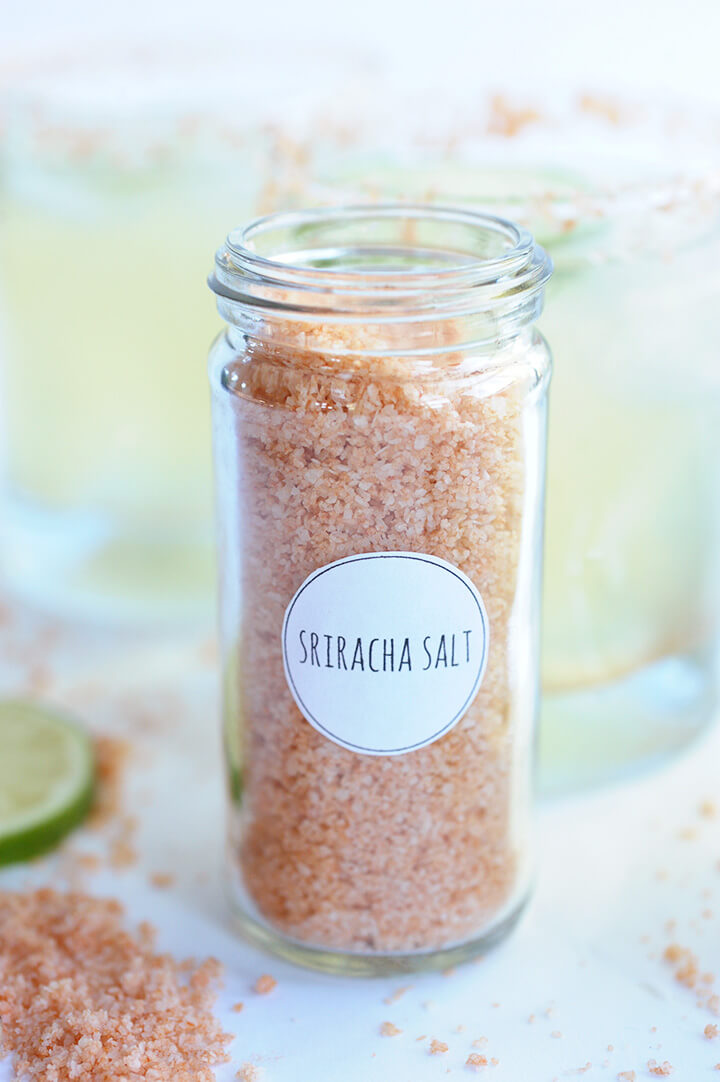 diy Sriracha Salt wedding favor