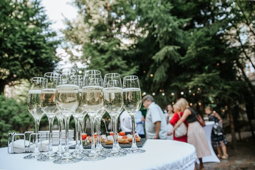 Gala themes: glasses of champagne on a table