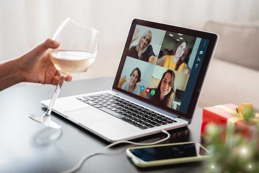 PowerPoint party ideas: group of friends drinking while on a video call