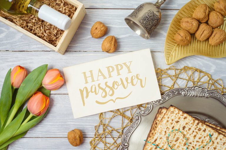 Passover Cards: 9 Design Ideas and What to Say Inside - STATIONERS