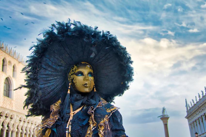 Mardi Gras decorations: Karneval in venedig