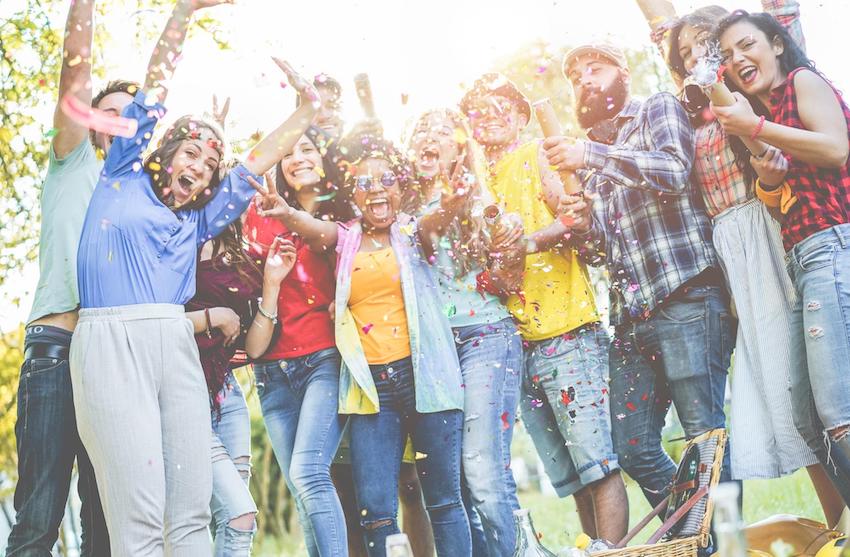 sweet 16 ideas: teenagers celebrating