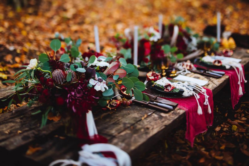 Outdoor Autumn-themed table place setting