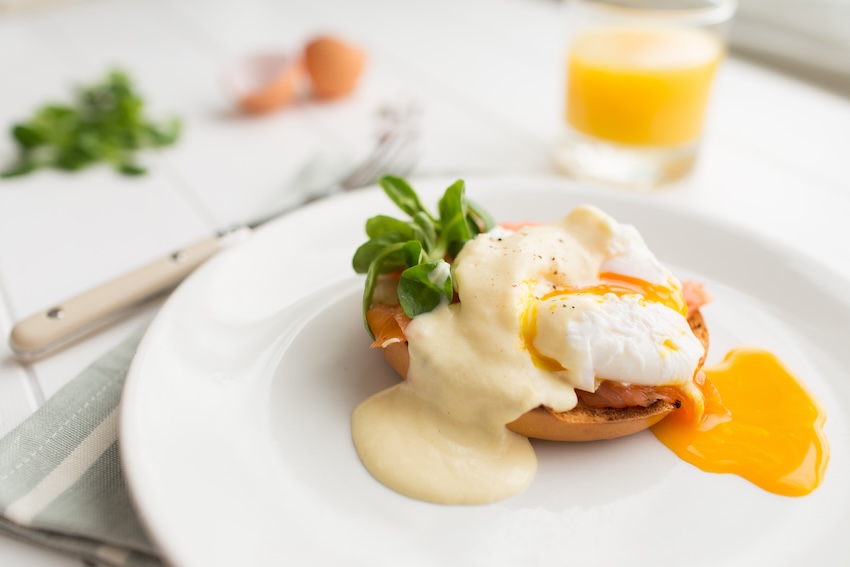 Brunch ideas: poached egg on a piece of bread