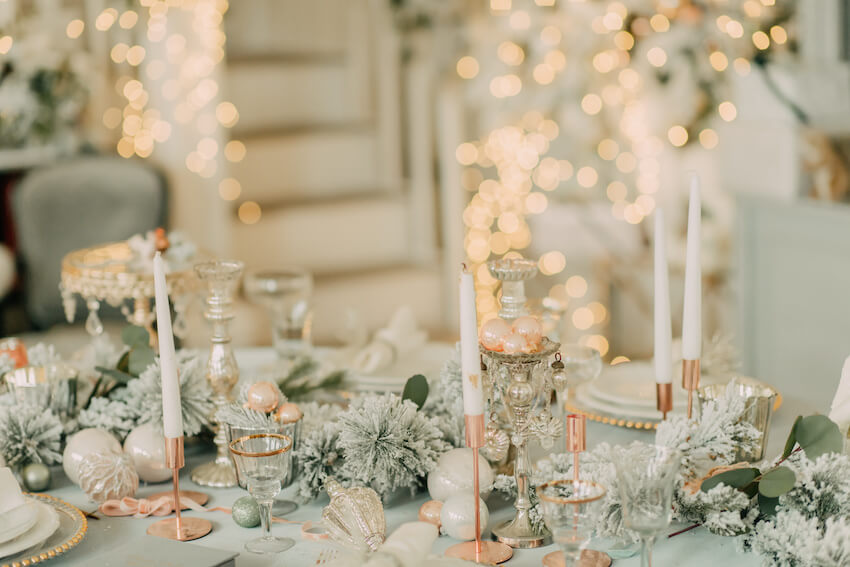 Winter bridal shower: winter themed table setting