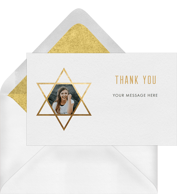 simple-gold-star-thank-you-notes-in-white-greenvelope